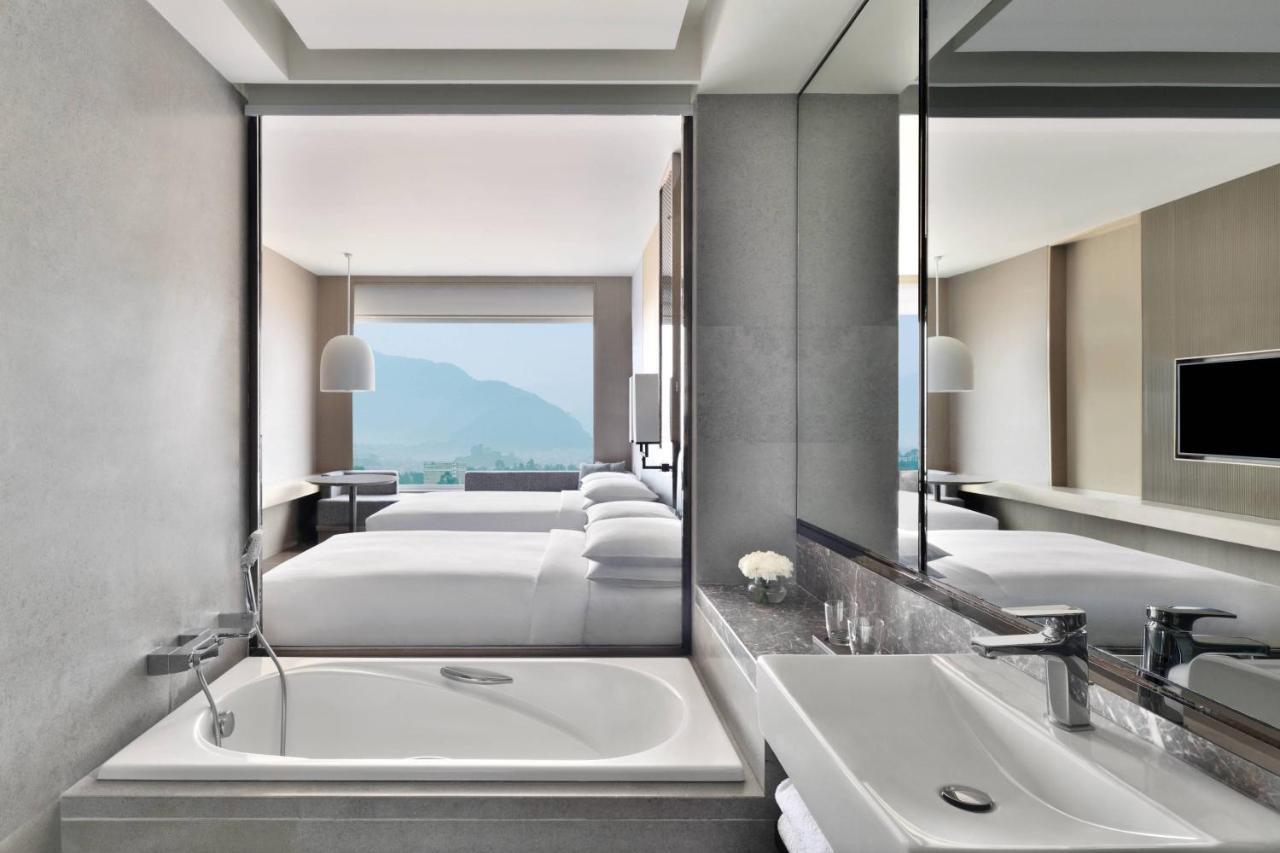 Kathmandu Marriott Hotel Экстерьер фото