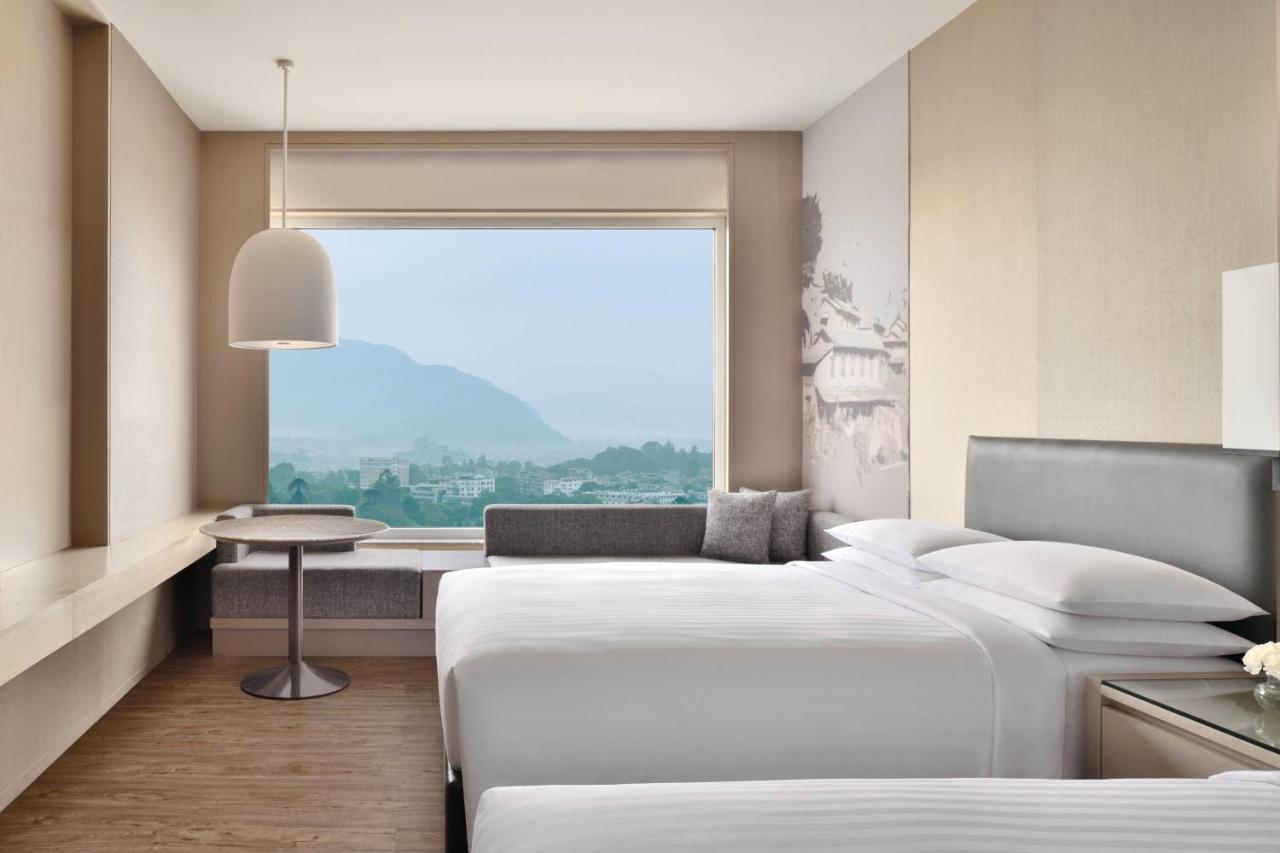 Kathmandu Marriott Hotel Экстерьер фото