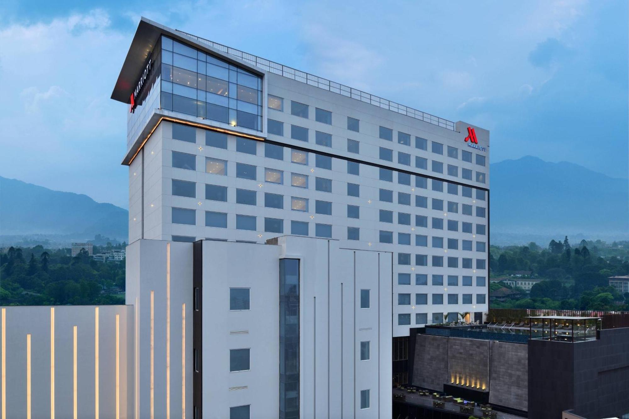 Kathmandu Marriott Hotel Экстерьер фото